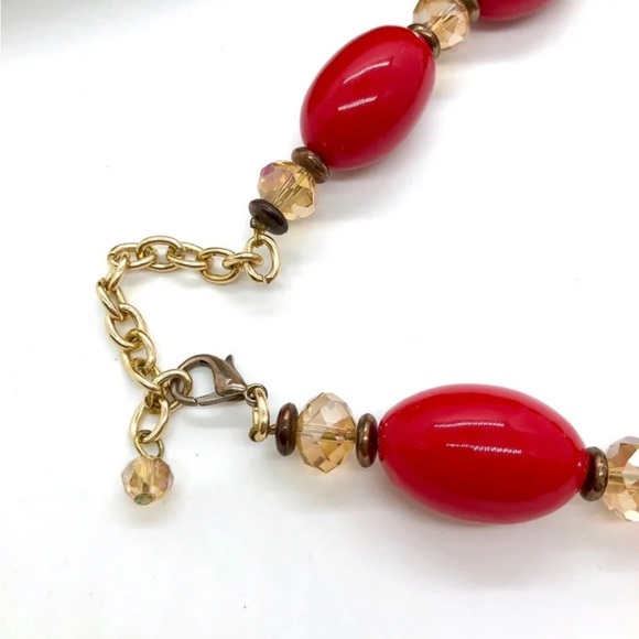 Vintage candy red statement bead necklace - Picture 9 of 15